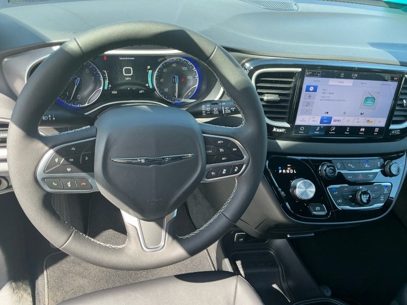 2026 Chrysler Voyager VOYAGER LX