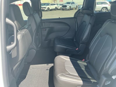 2026 Chrysler Voyager VOYAGER LX