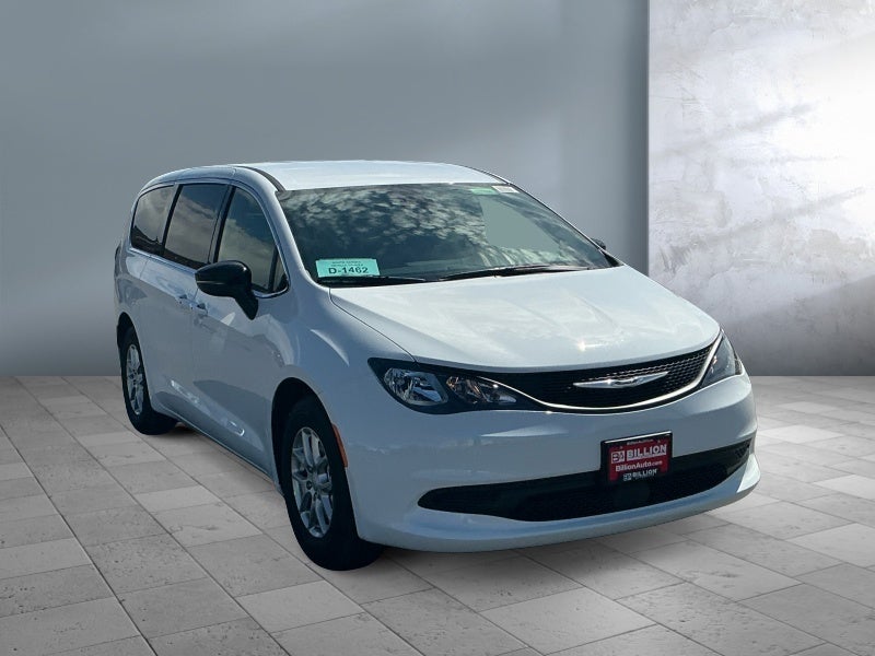 2026 Chrysler Voyager VOYAGER LX