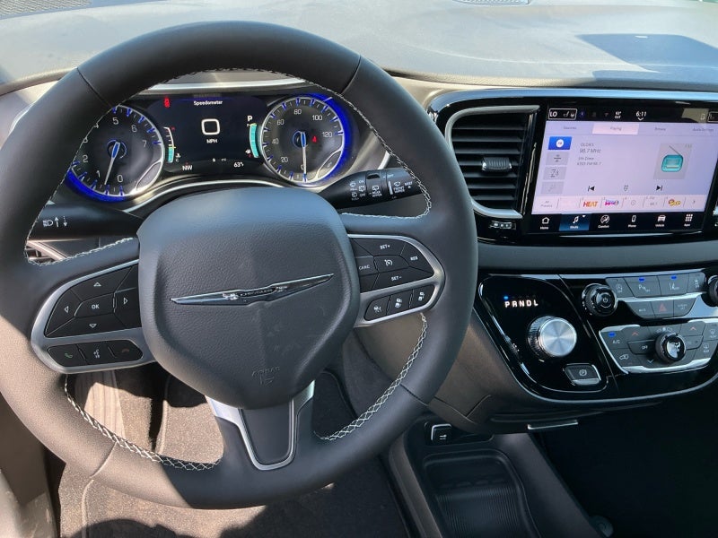 2026 Chrysler Voyager VOYAGER LX