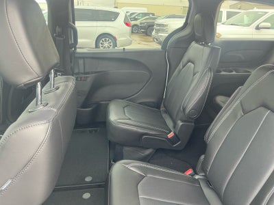 2026 Chrysler Voyager VOYAGER LX