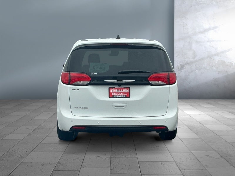 2026 Chrysler Voyager VOYAGER LX