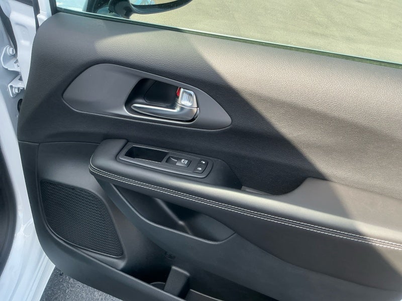 2027 Chrysler Pacifica PACIFICA LX