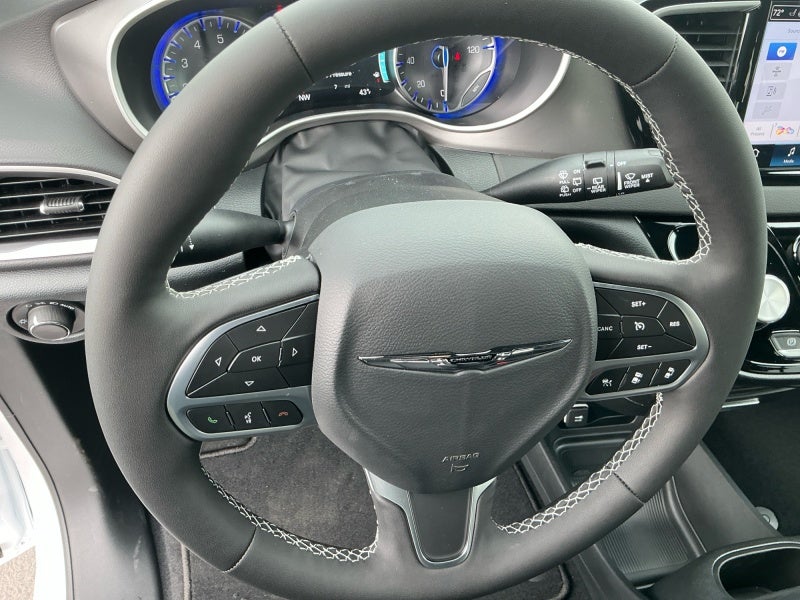 2026 Chrysler Voyager VOYAGER LX