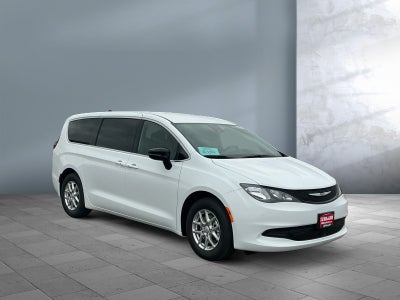 2026 Chrysler Voyager VOYAGER LX