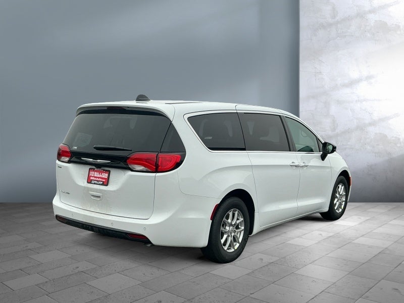 2026 Chrysler Voyager VOYAGER LX