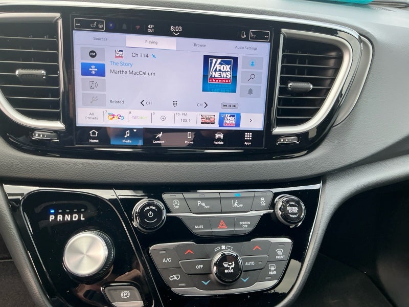 2026 Chrysler Voyager VOYAGER LX