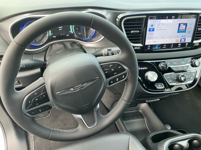 2026 Chrysler Voyager VOYAGER LX