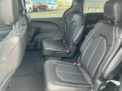 2026 Chrysler Voyager VOYAGER LX