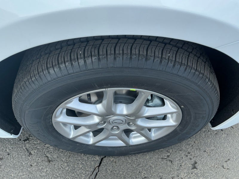 2026 Chrysler Voyager VOYAGER LX