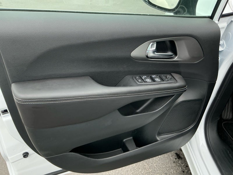 2027 Chrysler Pacifica PACIFICA LX