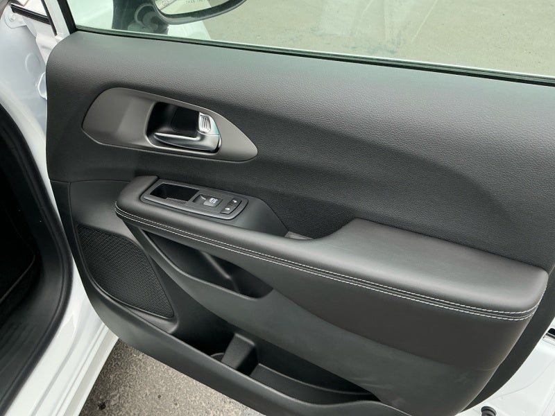 2027 Chrysler Pacifica PACIFICA LX