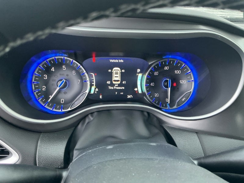 2026 Chrysler Voyager VOYAGER LX