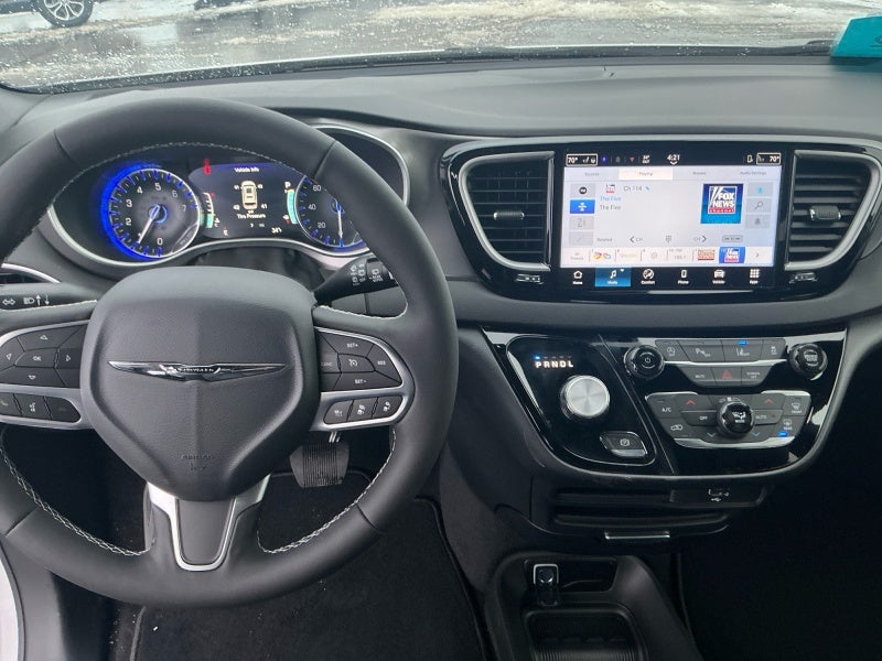 2026 Chrysler Voyager VOYAGER LX