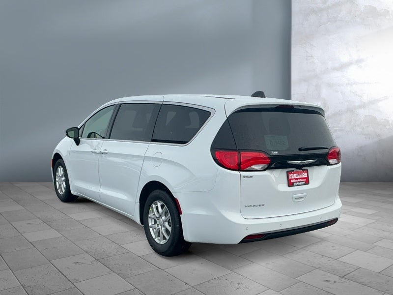 2026 Chrysler Voyager VOYAGER LX