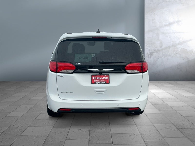 2026 Chrysler Voyager VOYAGER LX