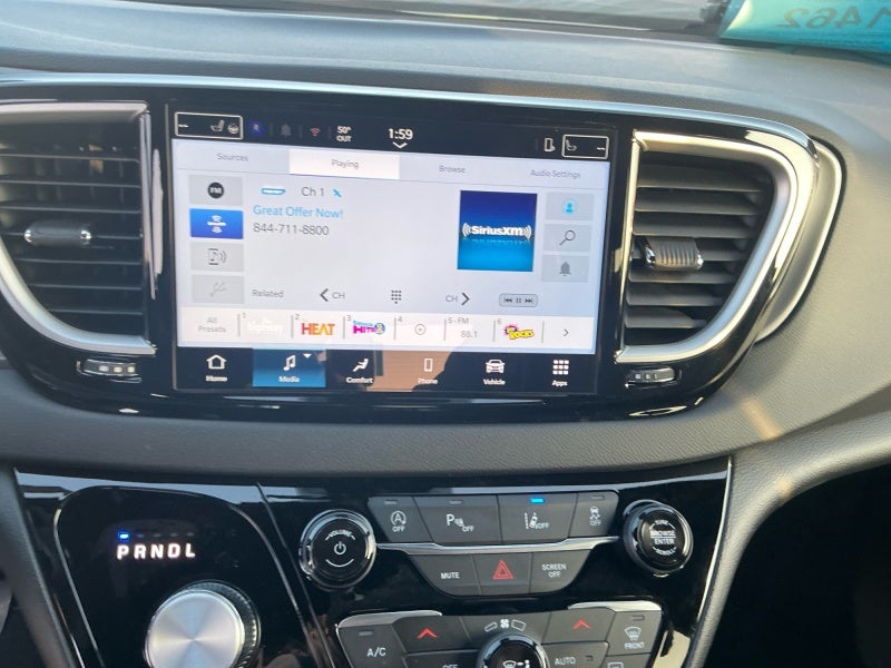 2026 Chrysler Voyager VOYAGER LX