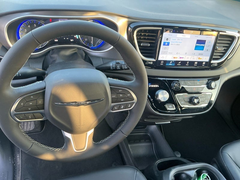 2026 Chrysler Voyager VOYAGER LX