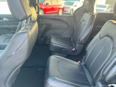 2026 Chrysler Voyager VOYAGER LX