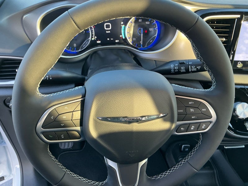 2026 Chrysler Voyager VOYAGER LX