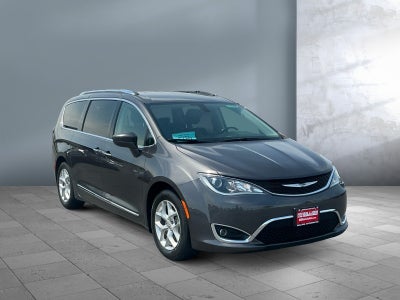 2019 Chrysler Pacifica Touring L Plus
