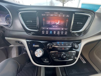 2019 Chrysler Pacifica Touring L Plus