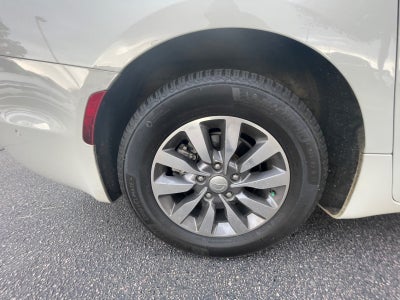 2019 Chrysler Pacifica Touring L Plus