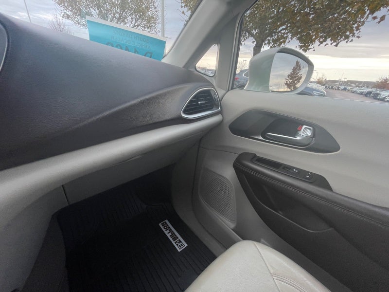 2019 Chrysler Pacifica Touring L Plus