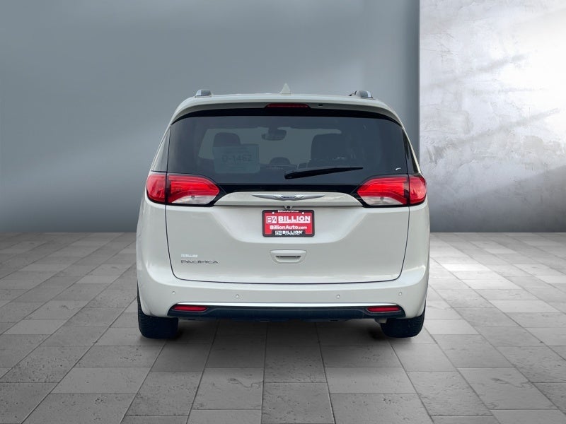 2019 Chrysler Pacifica Touring L Plus