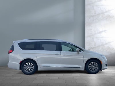 2019 Chrysler Pacifica Touring L Plus