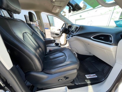 2020 Chrysler Pacifica Touring L Plus