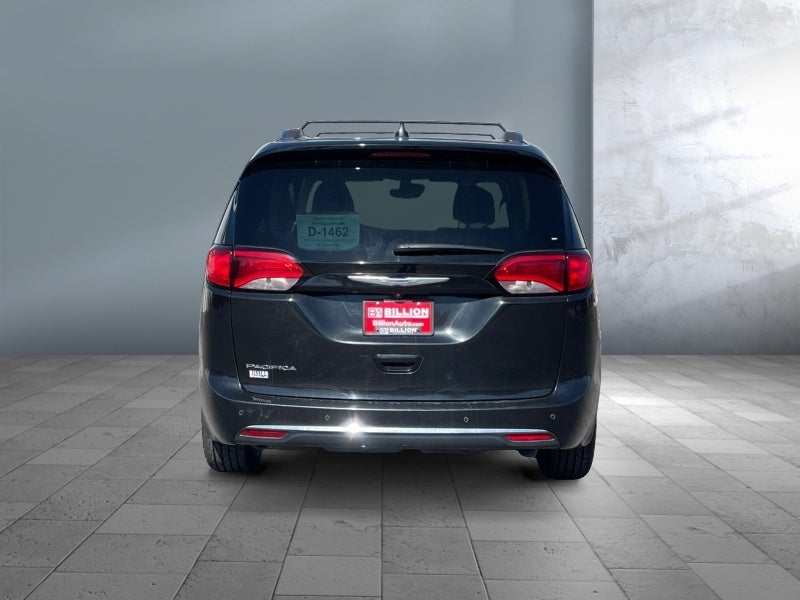 2020 Chrysler Pacifica Touring L Plus