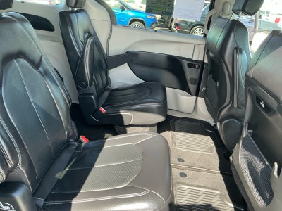 2022 Chrysler Pacifica Touring L AWD