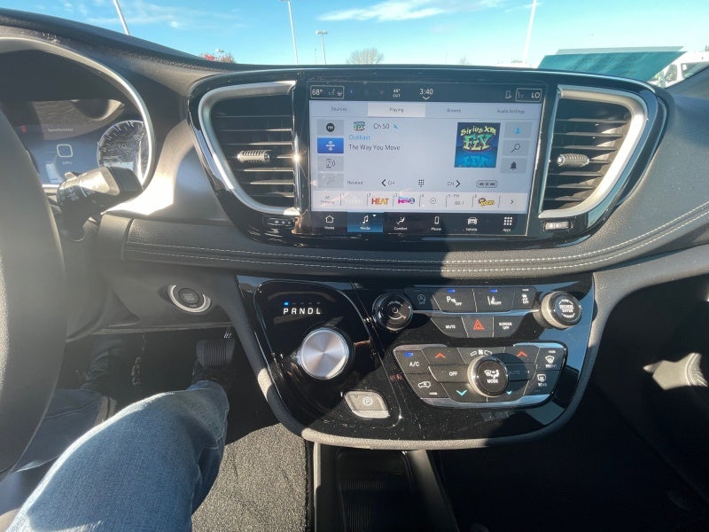 2026 Chrysler Pacifica PACIFICA SELECT AWD