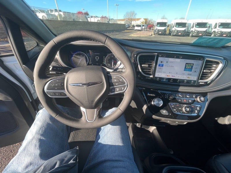 2026 Chrysler Pacifica PACIFICA SELECT AWD