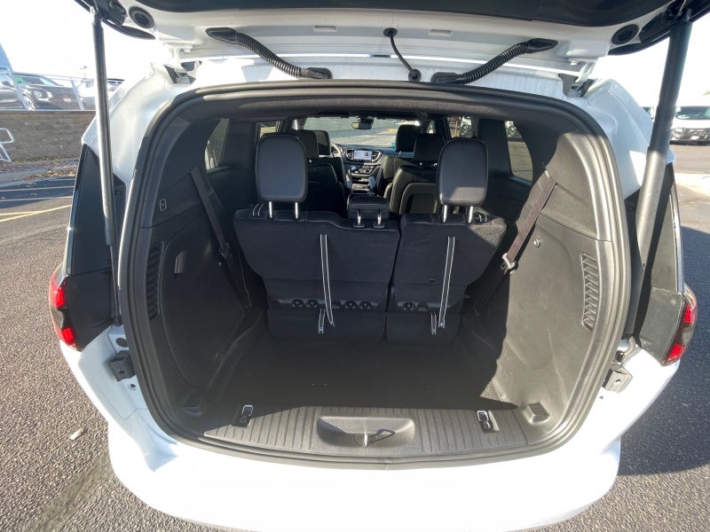 2026 Chrysler Pacifica PACIFICA SELECT AWD