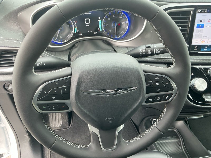 2026 Chrysler Pacifica PACIFICA SELECT AWD