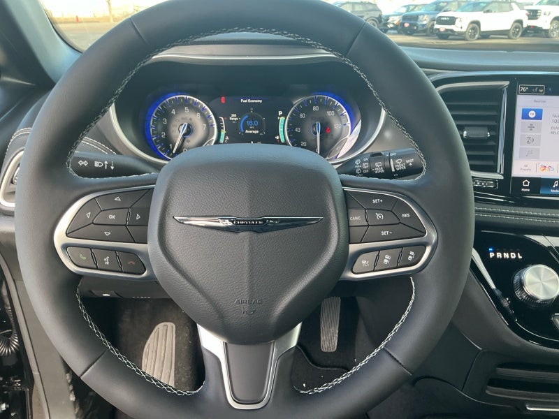 2026 Chrysler Pacifica PACIFICA SELECT AWD