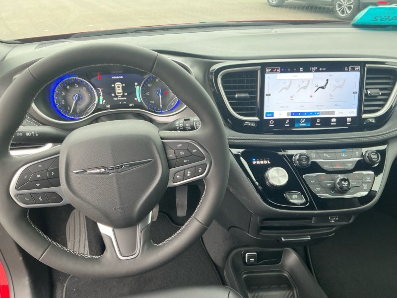 2026 Chrysler Pacifica PACIFICA SELECT AWD