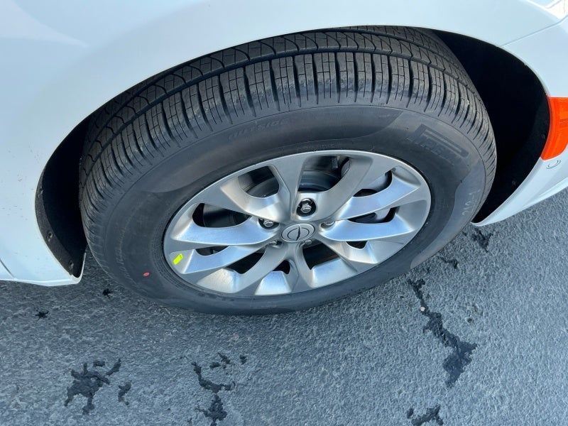 2026 Chrysler Pacifica PACIFICA SELECT AWD