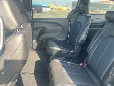 2026 Chrysler Pacifica PACIFICA SELECT AWD