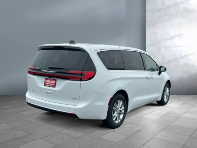 2026 Chrysler Pacifica PACIFICA SELECT AWD