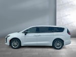 2027 Chrysler Pacifica PACIFICA SELECT AWD
