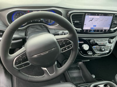 2027 Chrysler Pacifica PACIFICA SELECT AWD