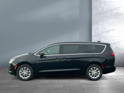 2027 Chrysler Pacifica PACIFICA SELECT AWD