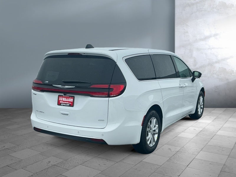 2026 Chrysler Pacifica PACIFICA SELECT AWD