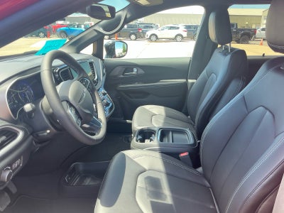 2027 Chrysler Pacifica PACIFICA SELECT AWD