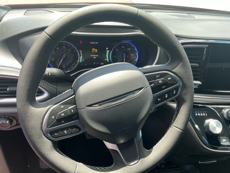 2027 Chrysler Pacifica PACIFICA SELECT AWD
