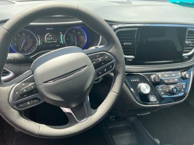 2027 Chrysler Pacifica PACIFICA SELECT AWD