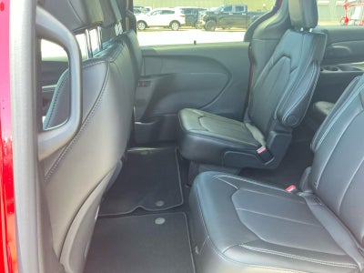 2027 Chrysler Pacifica PACIFICA SELECT AWD
